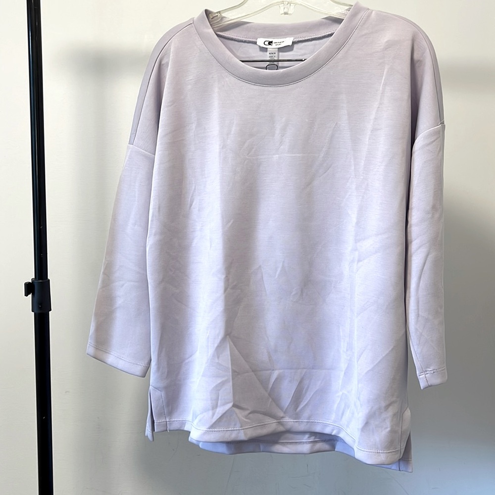 NWT Cable & Gauge Sport Long Sleeve Top - Size Medium - Lavender